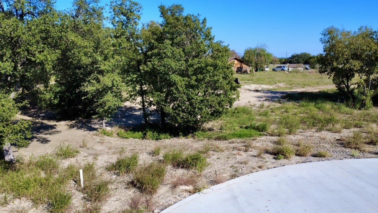 Piper Oaks Lane